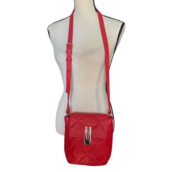 Vince Camuto Handbags - Vince Camuto Doty Red Quilted Leather Crossbody Handbag.